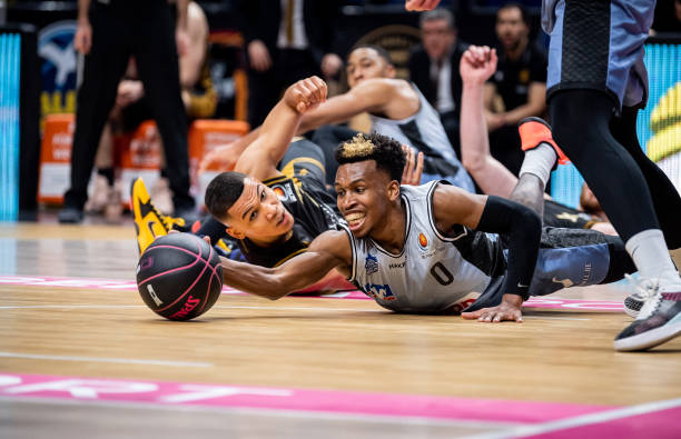 让王艺迪难 让王艺迪难